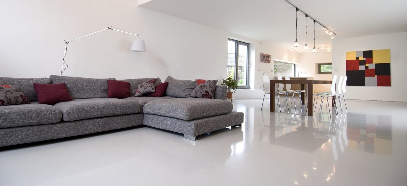Resin flooring for minimalist residential
